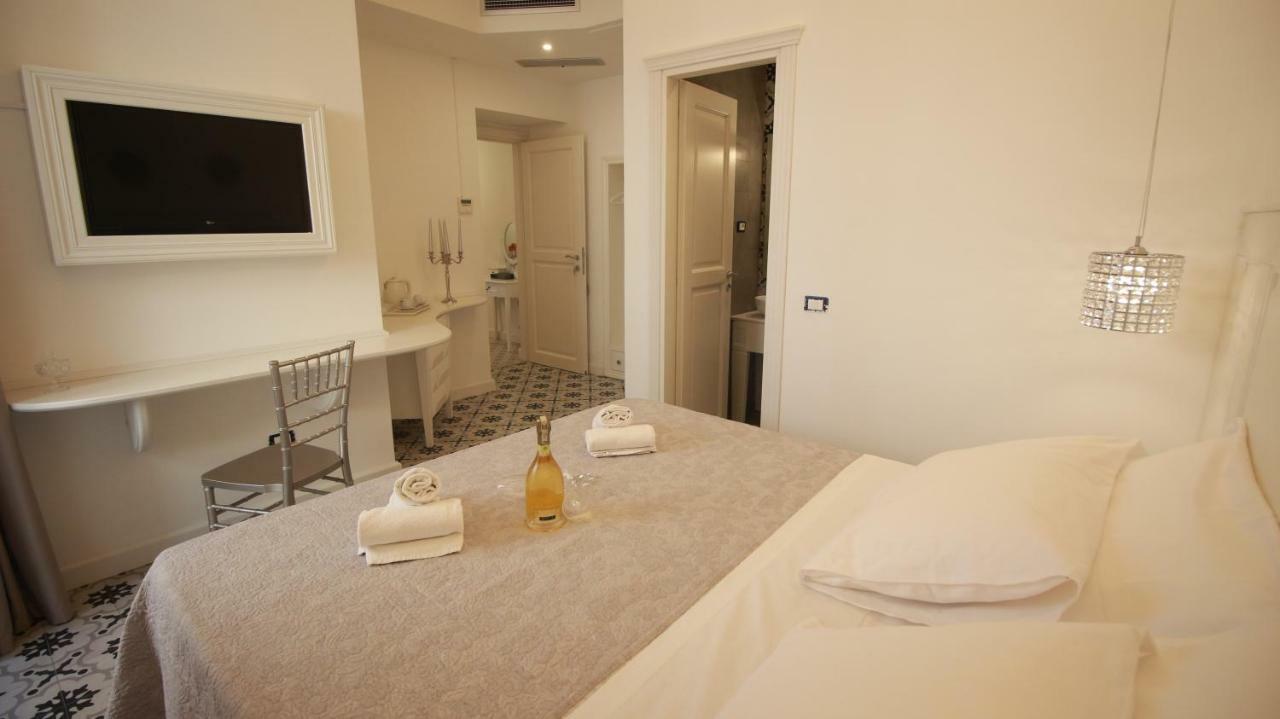 Bellavita Accomodation Тропея Экстерьер фото