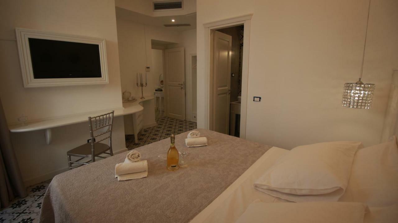 Bellavita Accomodation Тропея Экстерьер фото