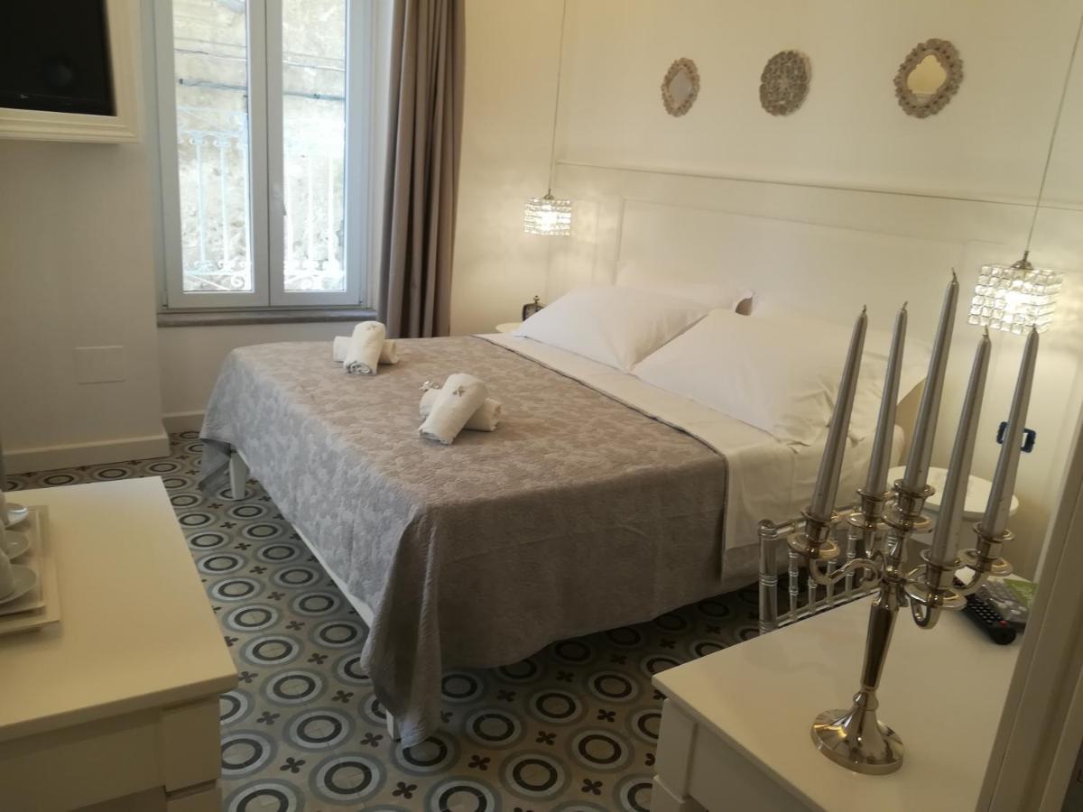 Bellavita Accomodation Тропея Экстерьер фото
